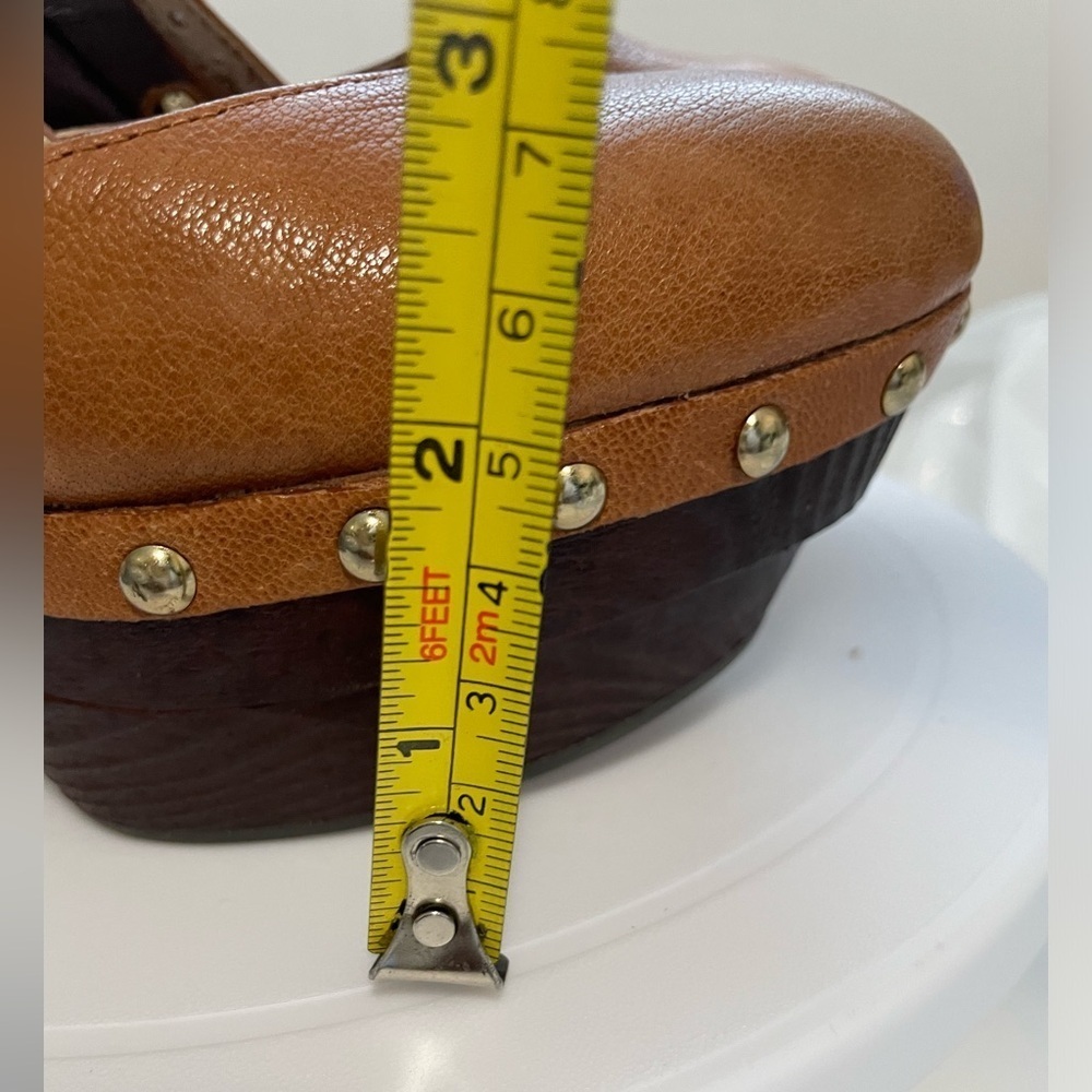 Gianni Bini Blanca Studded Platform Heels - Picture 11 of 13